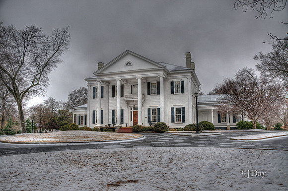 Bailey Teabault House in winter