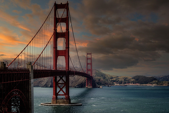 Golden Gate Bridge
