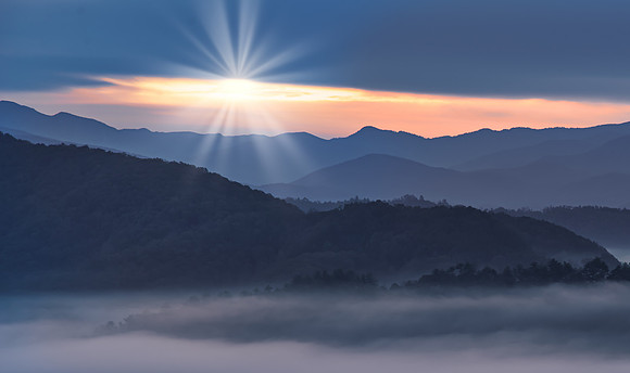 Overlook sunrise, Smoky Mt. National Park